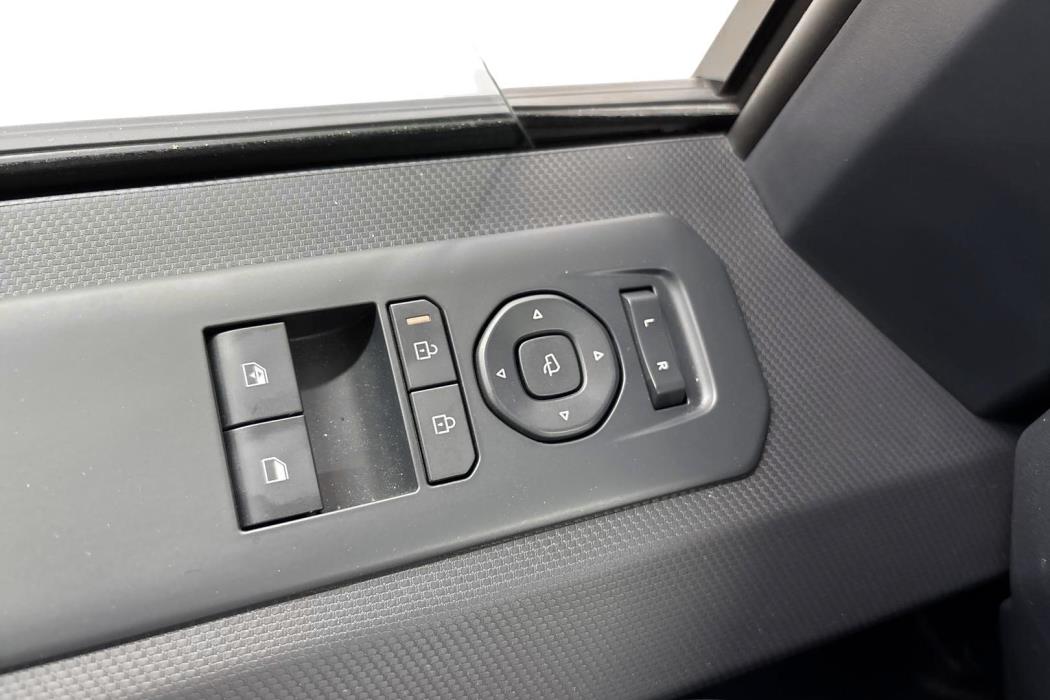 Kia PV5 Cargo 2025