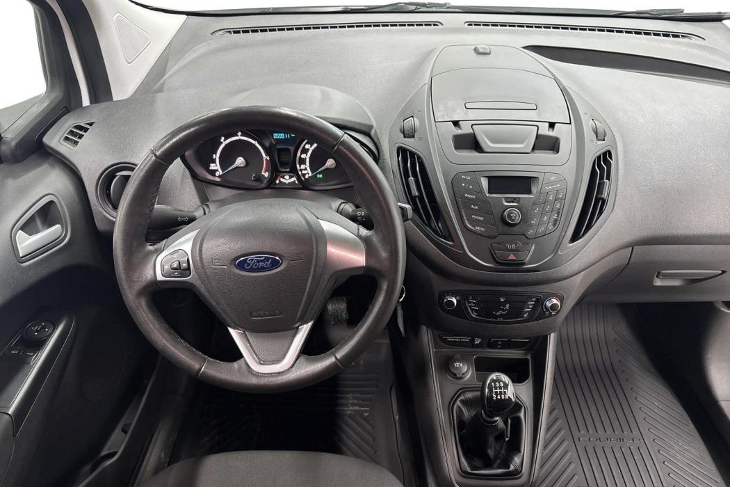 Ford Transit Courier 2023