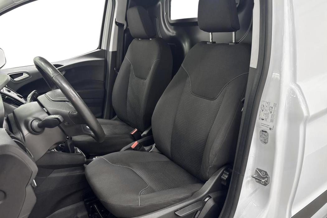 Ford Transit Courier 2023