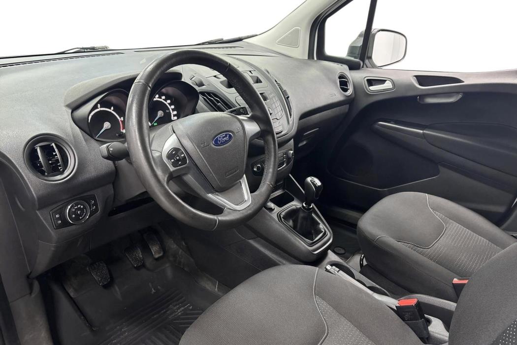 Ford Transit Courier 2023