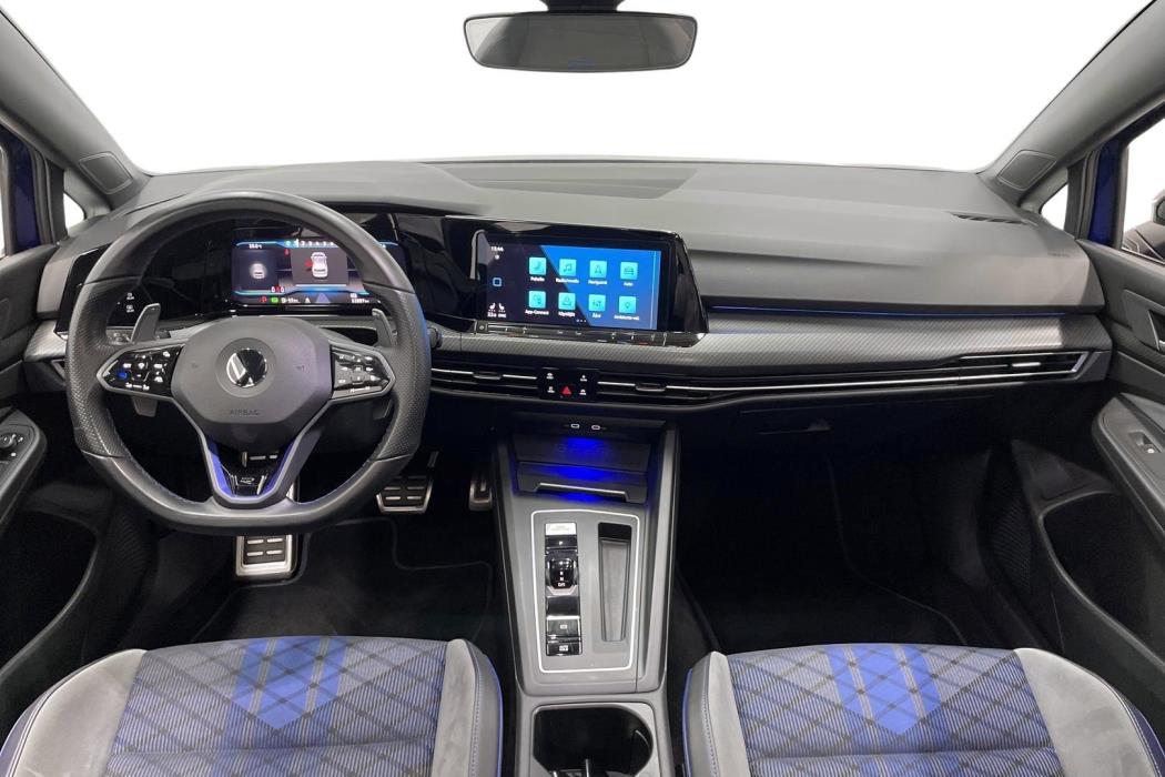 VOLKSWAGEN Golf 2021