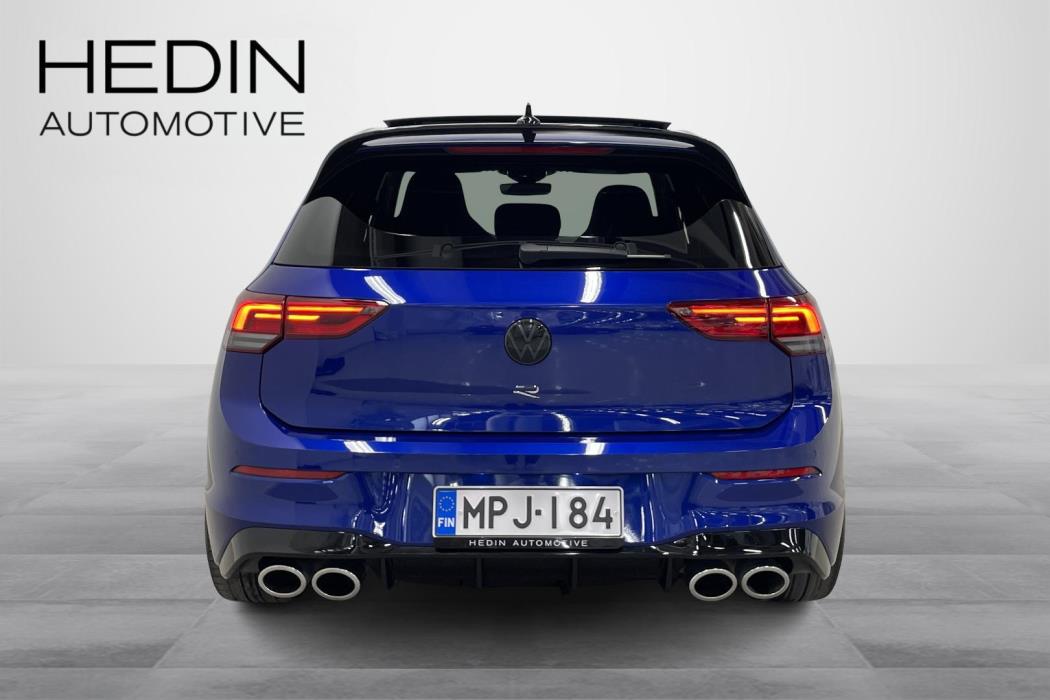 VOLKSWAGEN Golf 2021