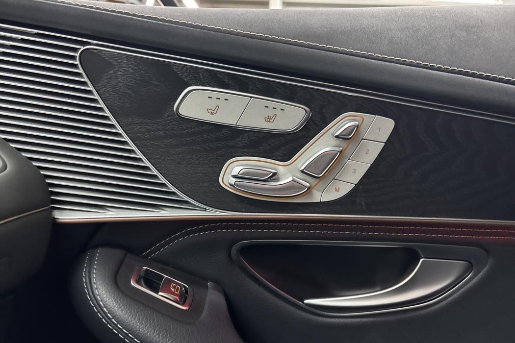 Mercedes-Benz EQC 2022