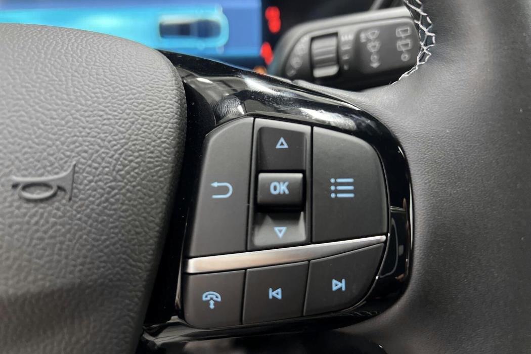 FORD Kuga 2026