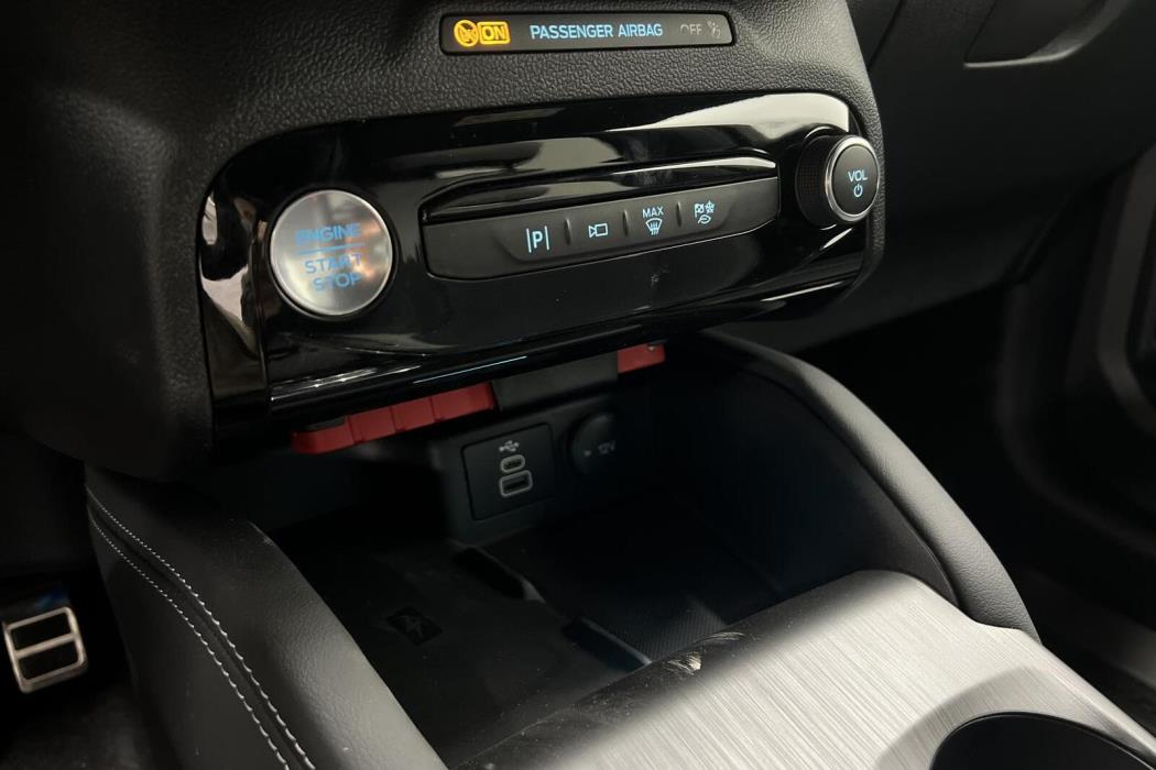 FORD Kuga 2026