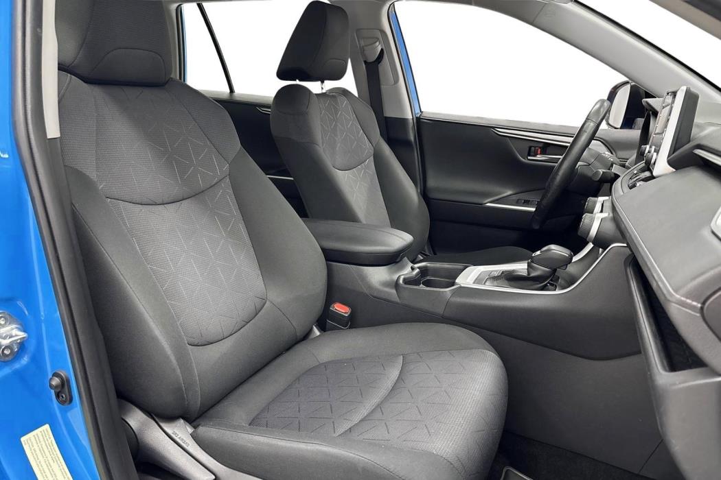 TOYOTA RAV4 2021