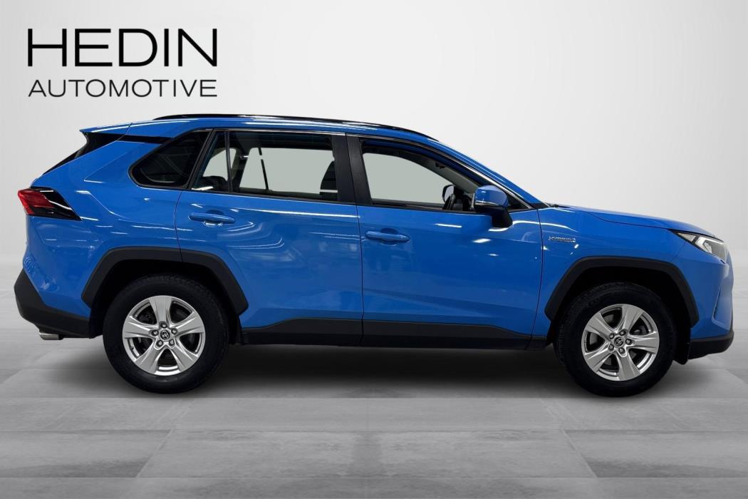 TOYOTA RAV4 2021