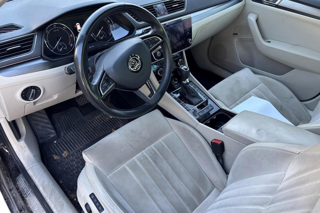 SKODA SUPERB 2018