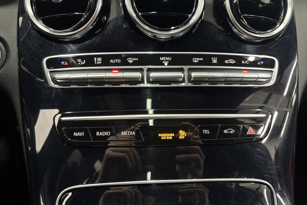 MERCEDES-BENZ C 2020