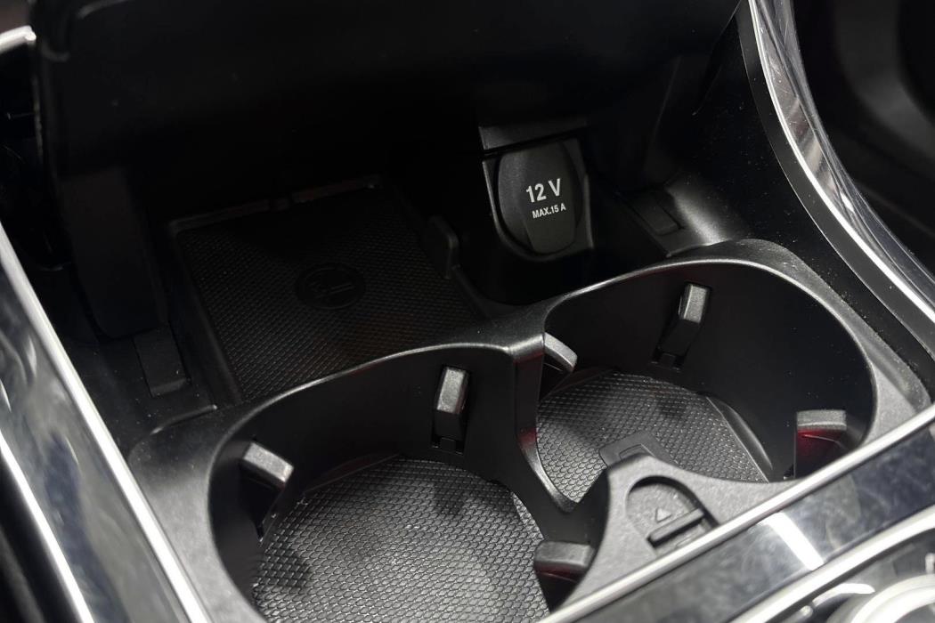 MERCEDES-BENZ C 2020