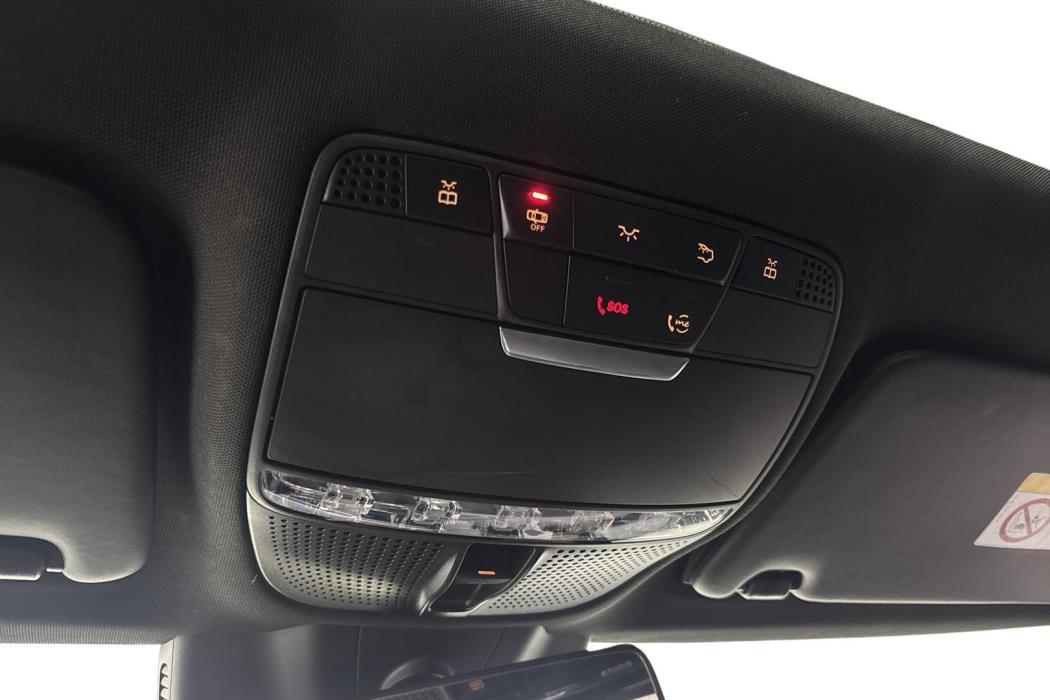 MERCEDES-BENZ C 2020