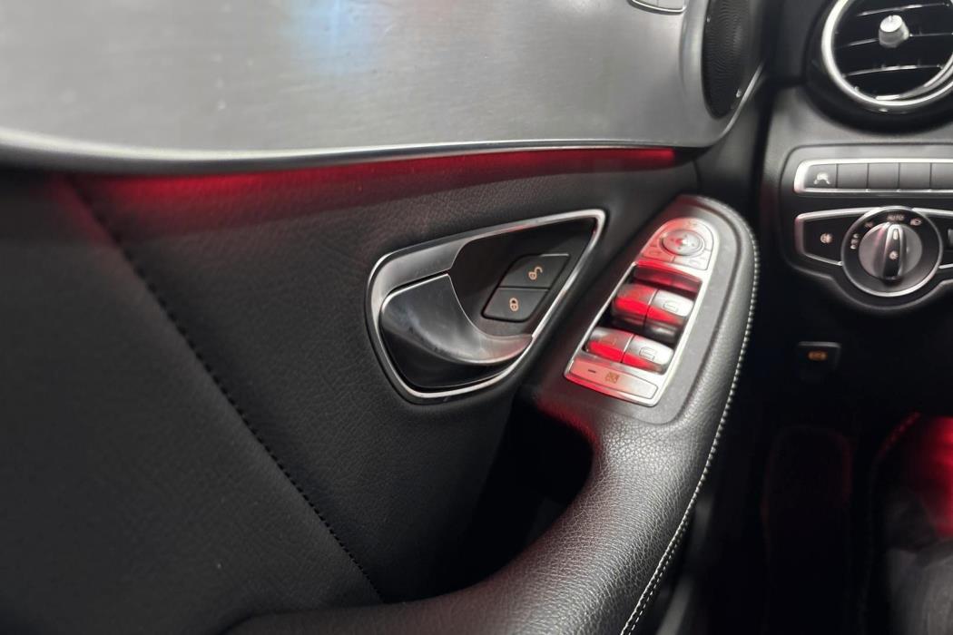 MERCEDES-BENZ C 2020