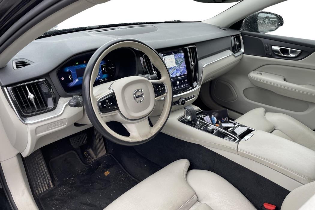 Volvo V60 2023