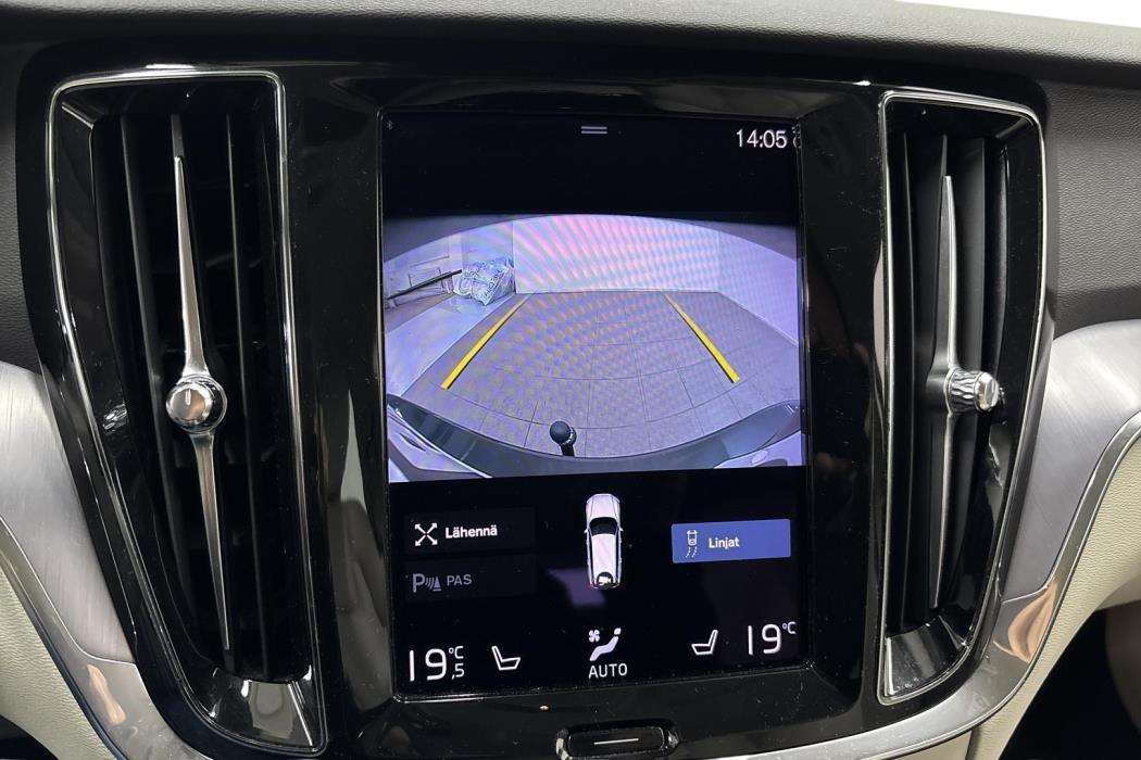 VOLVO V60 2020