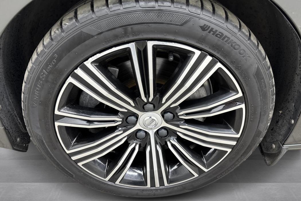 VOLVO V60 2020