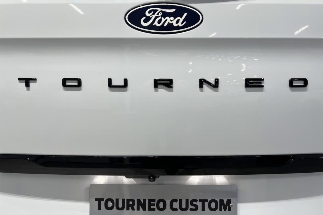 Ford Tourneo Custom 2026