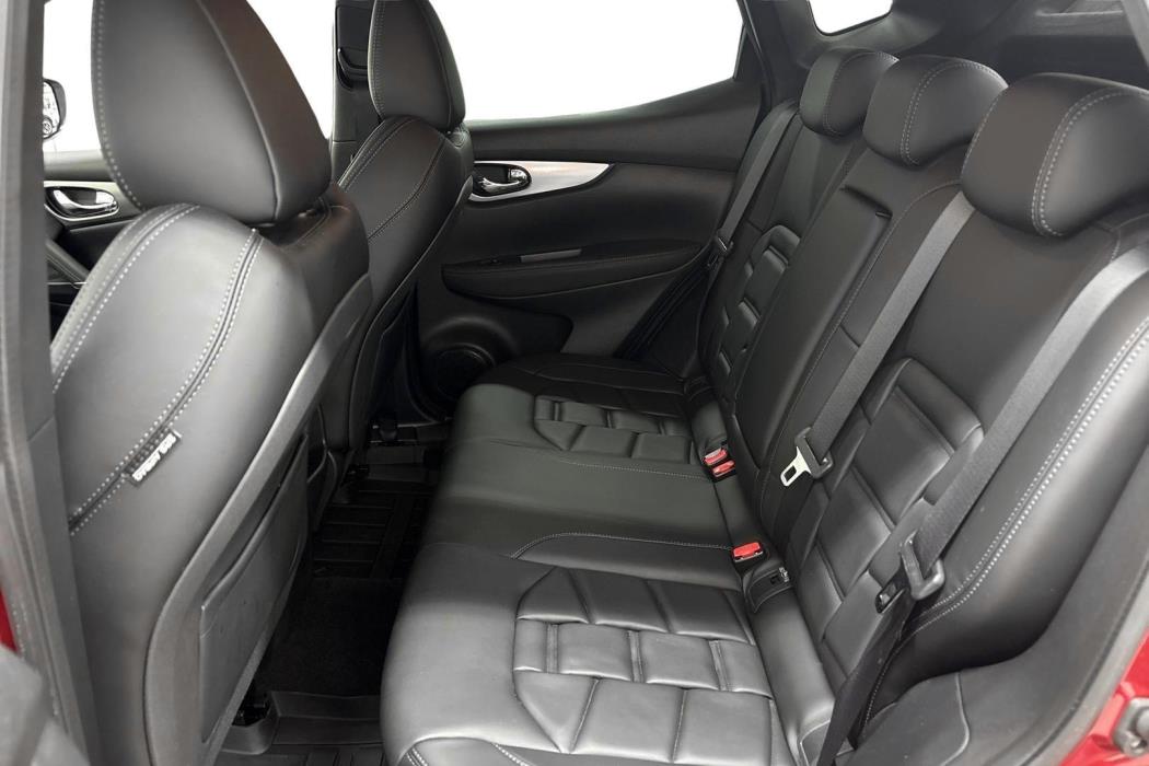 NISSAN Qashqai 2017