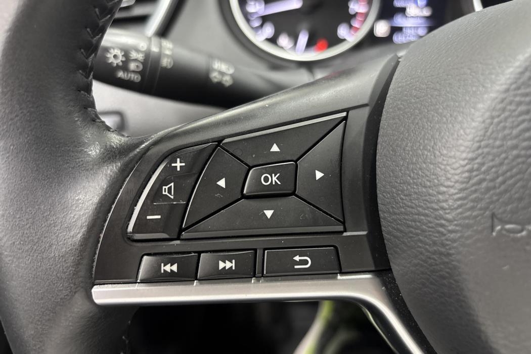 NISSAN Qashqai 2017