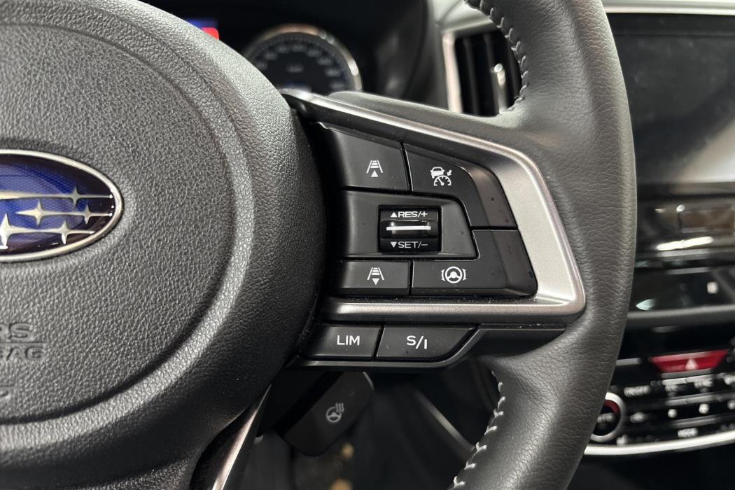 SUBARU FORESTER 2023