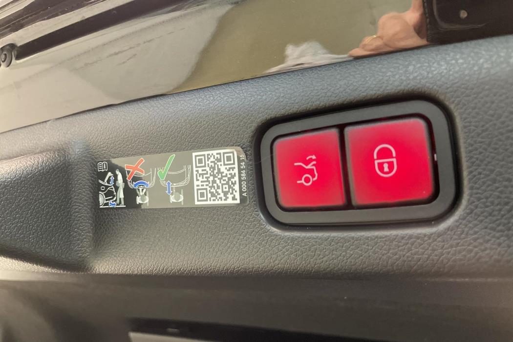 MERCEDES-BENZ E 2024