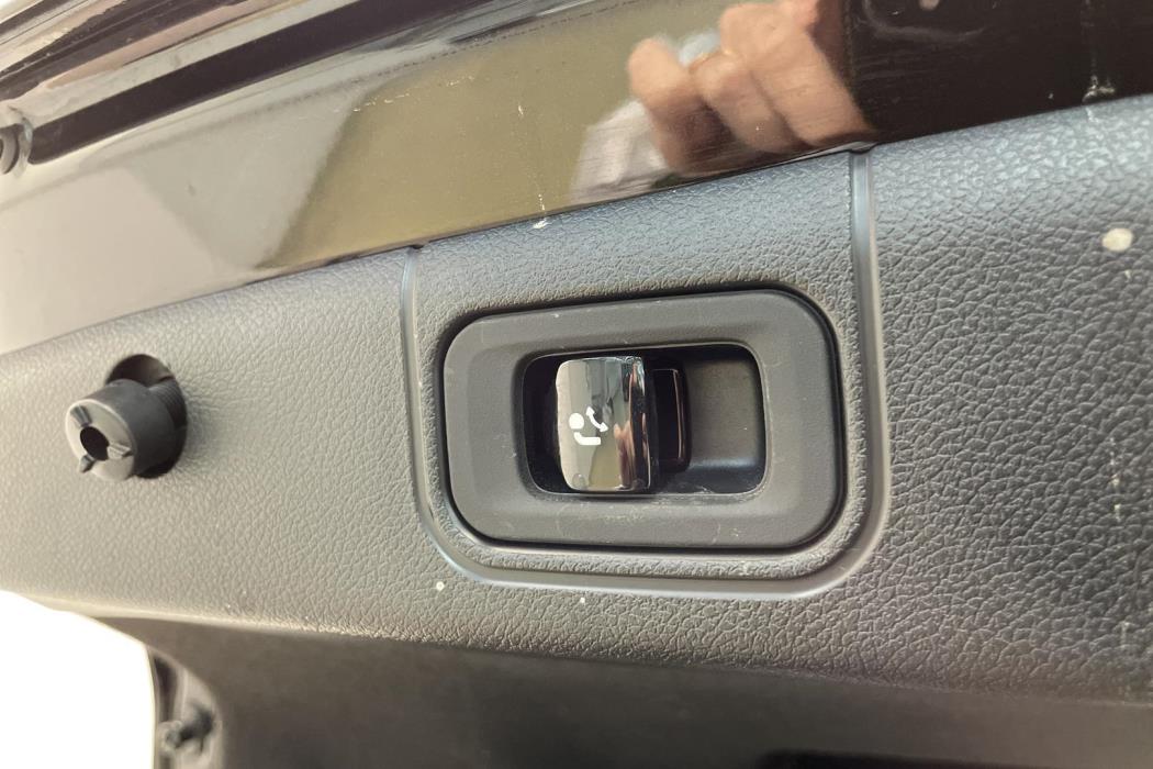 MERCEDES-BENZ E 2024