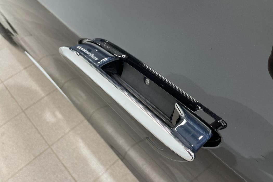 MERCEDES-BENZ E 2024