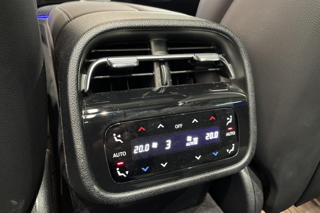 MERCEDES-BENZ E 2024