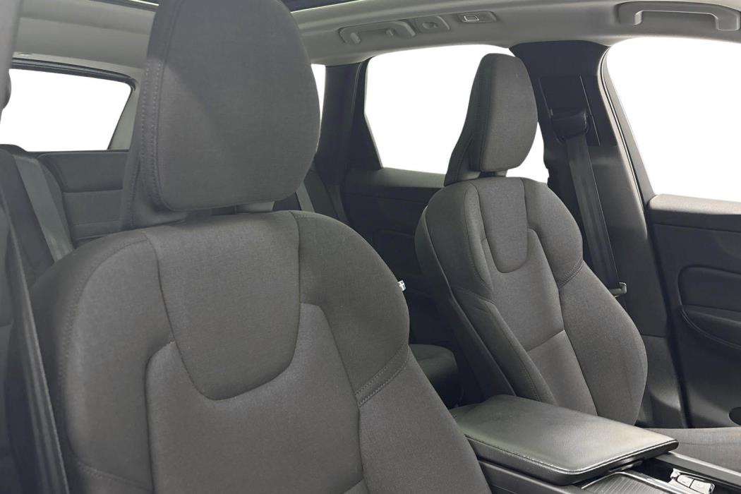 Volvo XC60 2022
