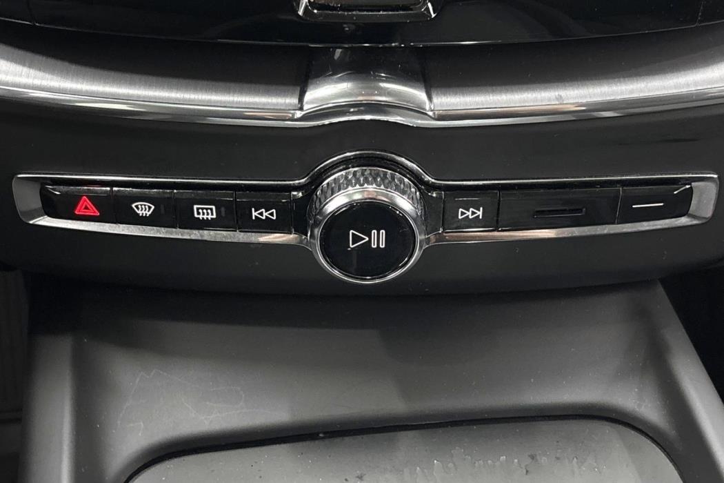 Volvo XC60 2022
