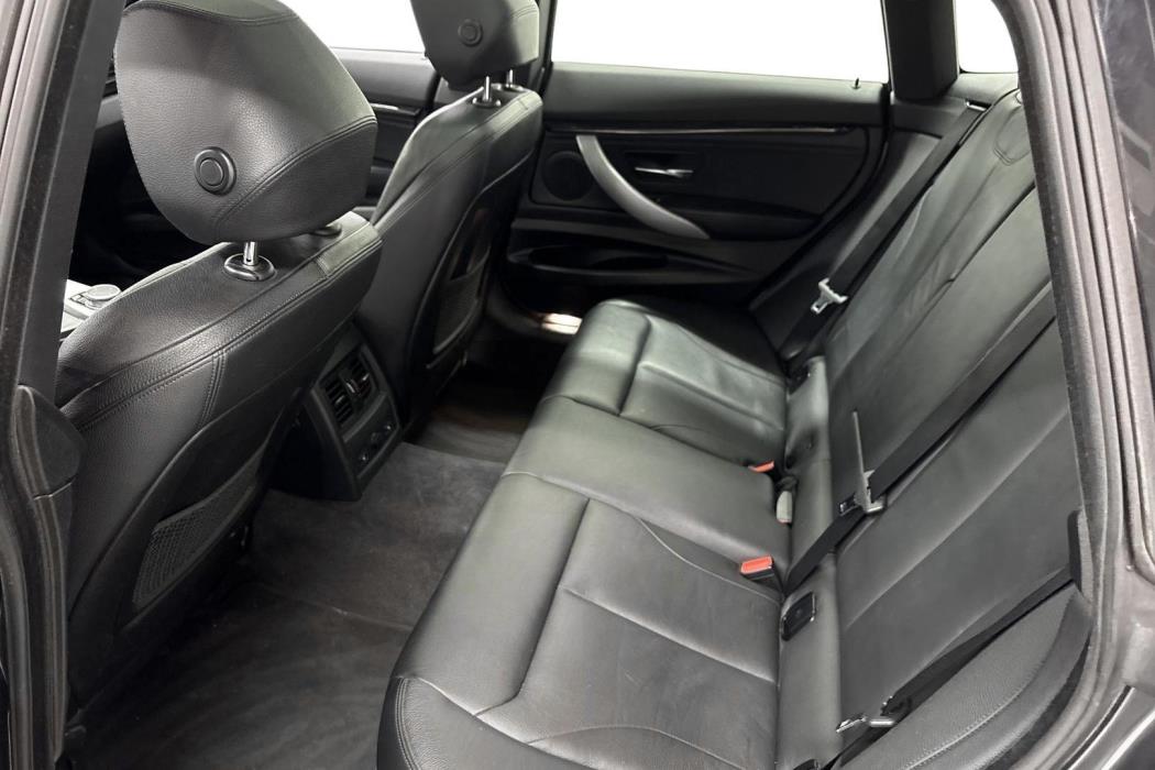 BMW 335 Gran Turismo 2014