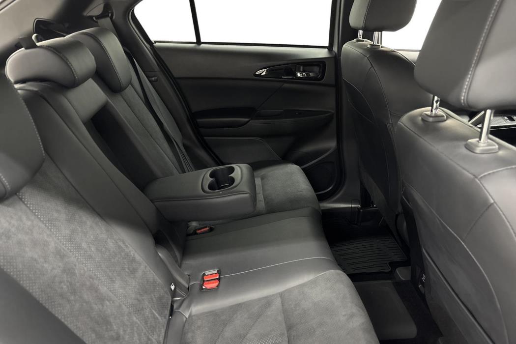 MITSUBISHI Eclipse Cross 2024