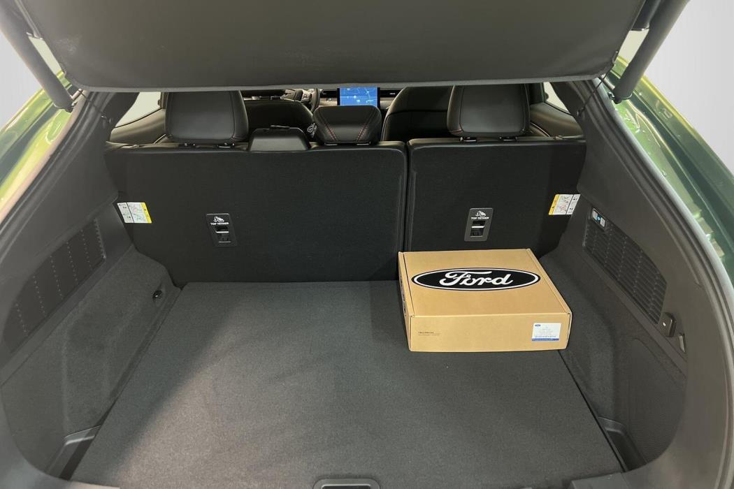 Ford Mustang Mach-E 2026