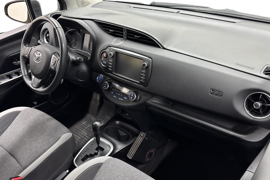 TOYOTA YARIS 2019