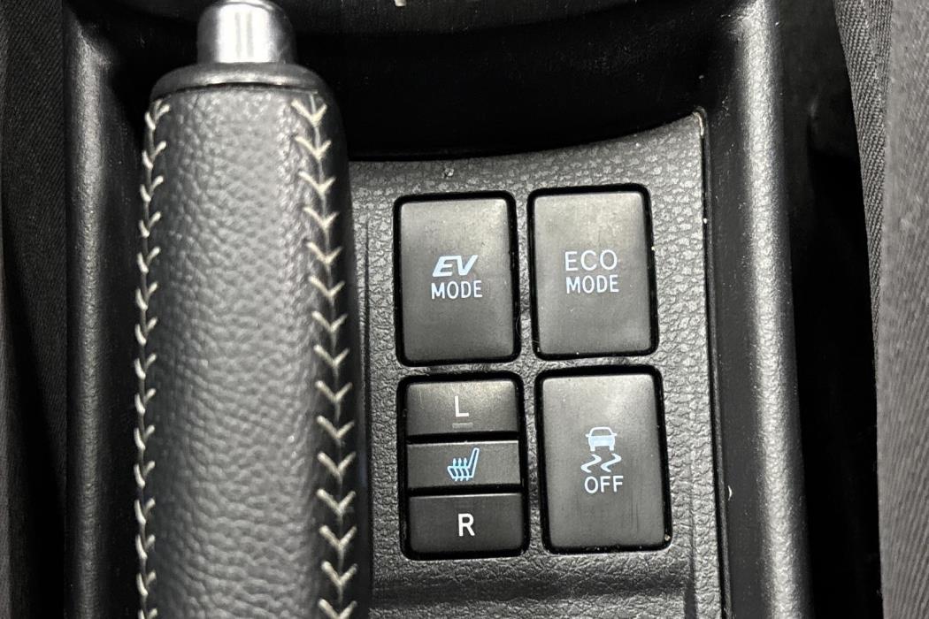 TOYOTA YARIS 2019
