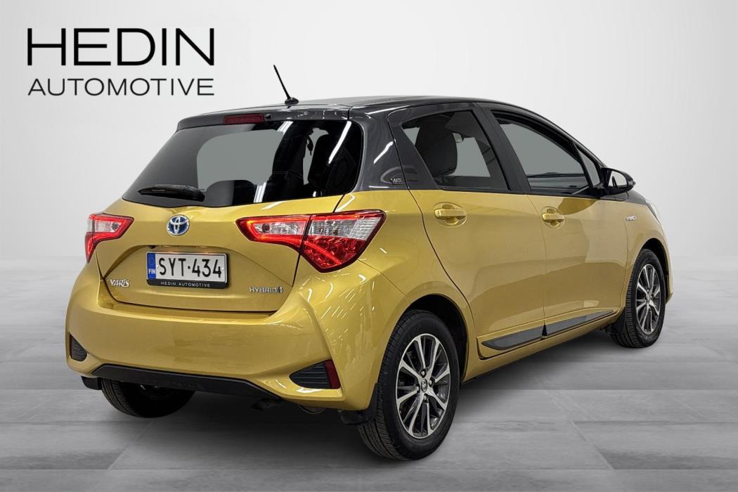 TOYOTA YARIS 2019