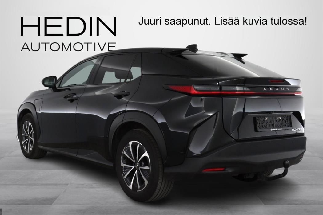 Lexus RZ 2025