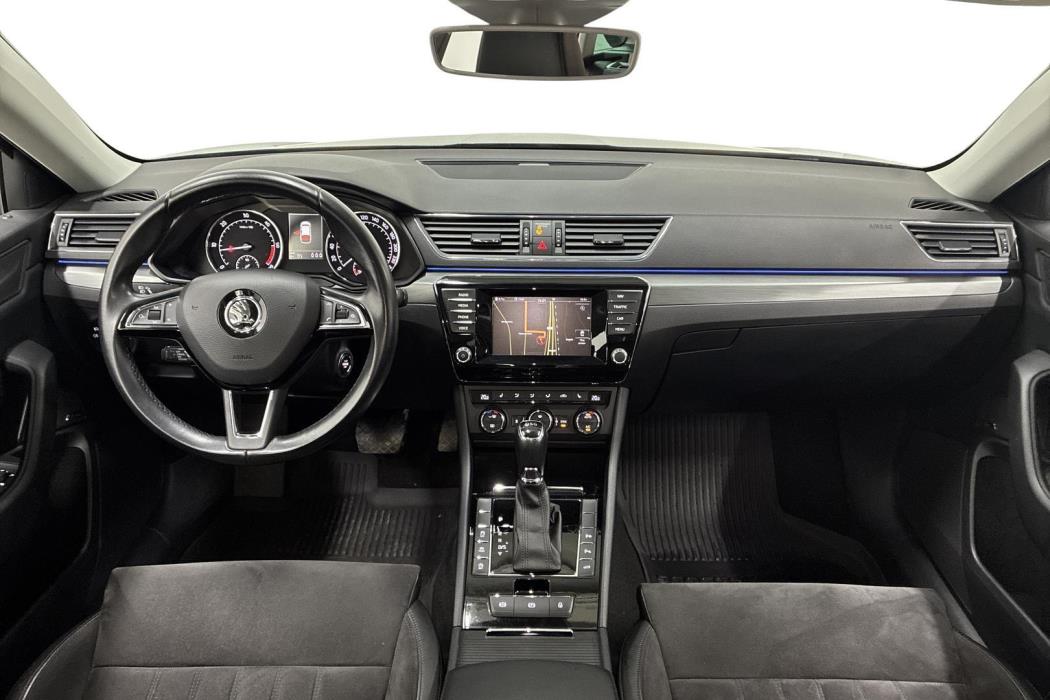 SKODA SUPERB 2015