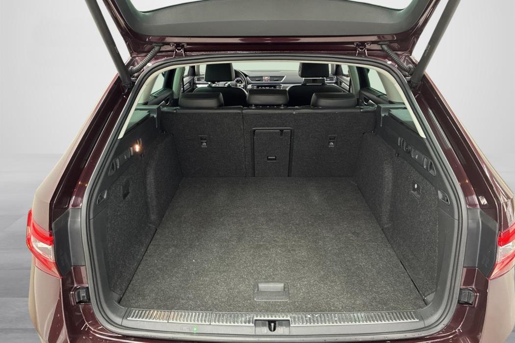 SKODA SUPERB 2015