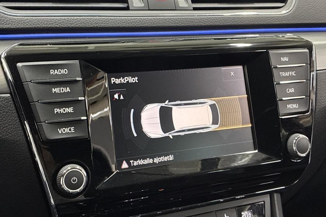 SKODA SUPERB 2015