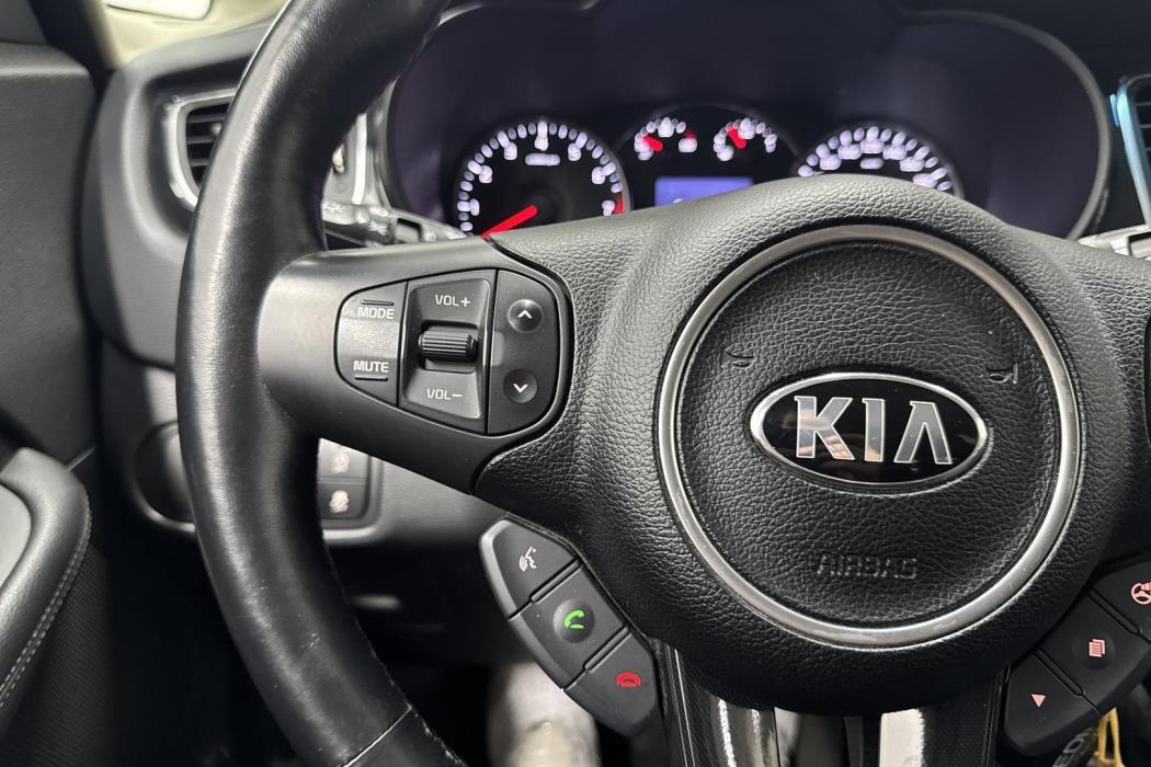 KIA CARENS 2016