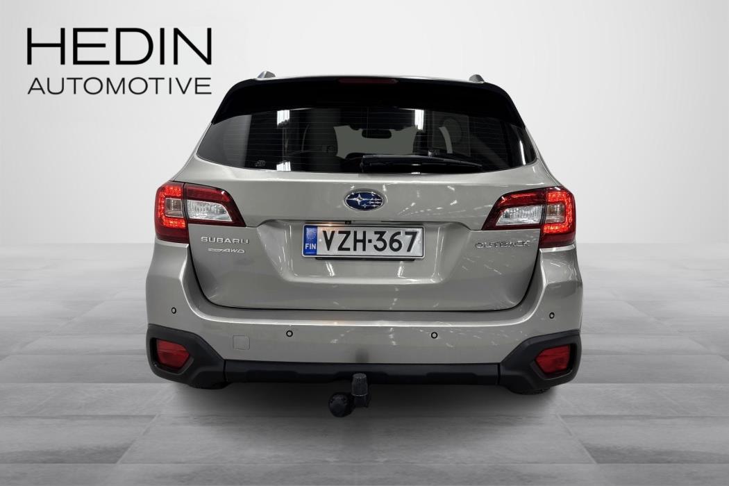 SUBARU OUTBACK 2017
