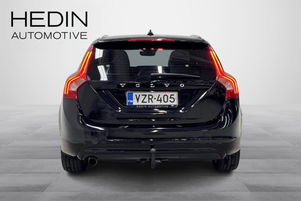 VOLVO V60 2017