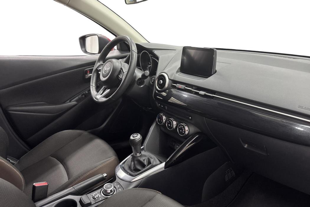 MAZDA Mazda2 2020