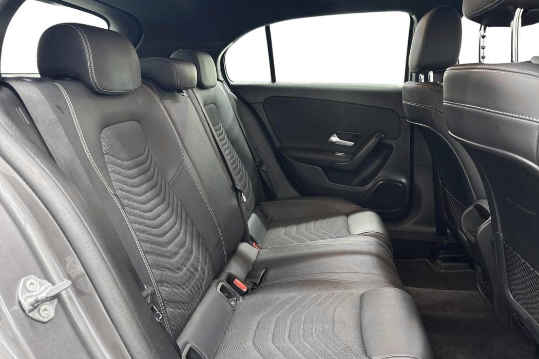 Mercedes-Benz A 2021