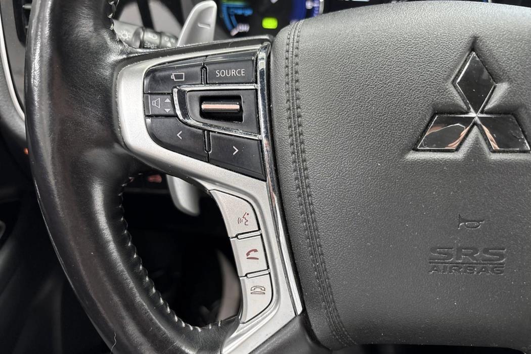 Mitsubishi Outlander PHEV 2020