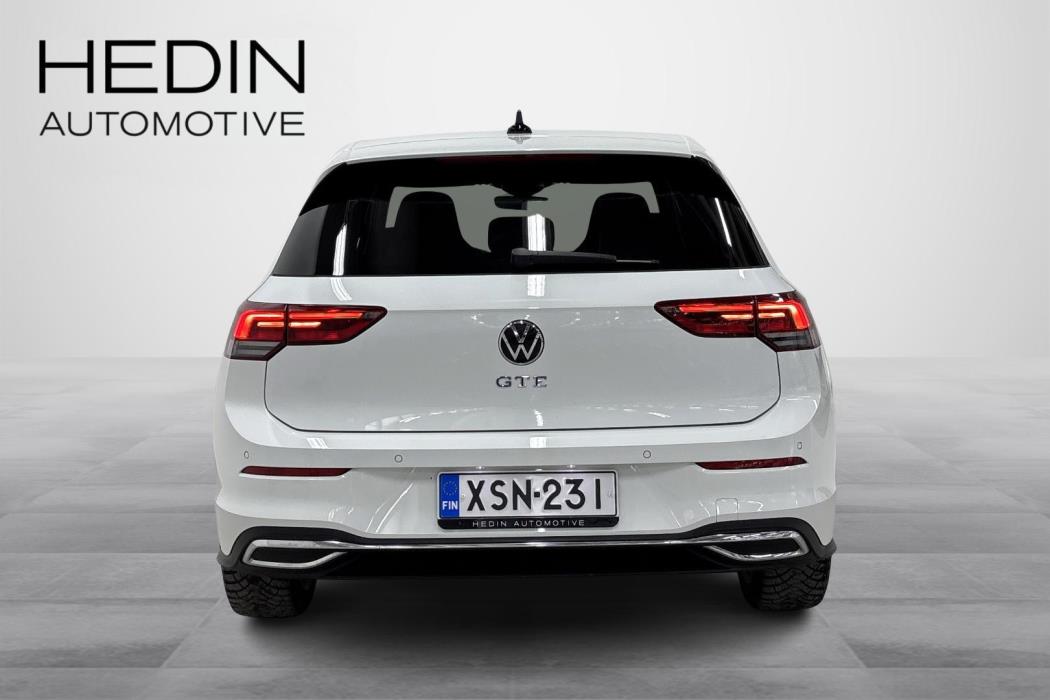 Volkswagen Golf 2021