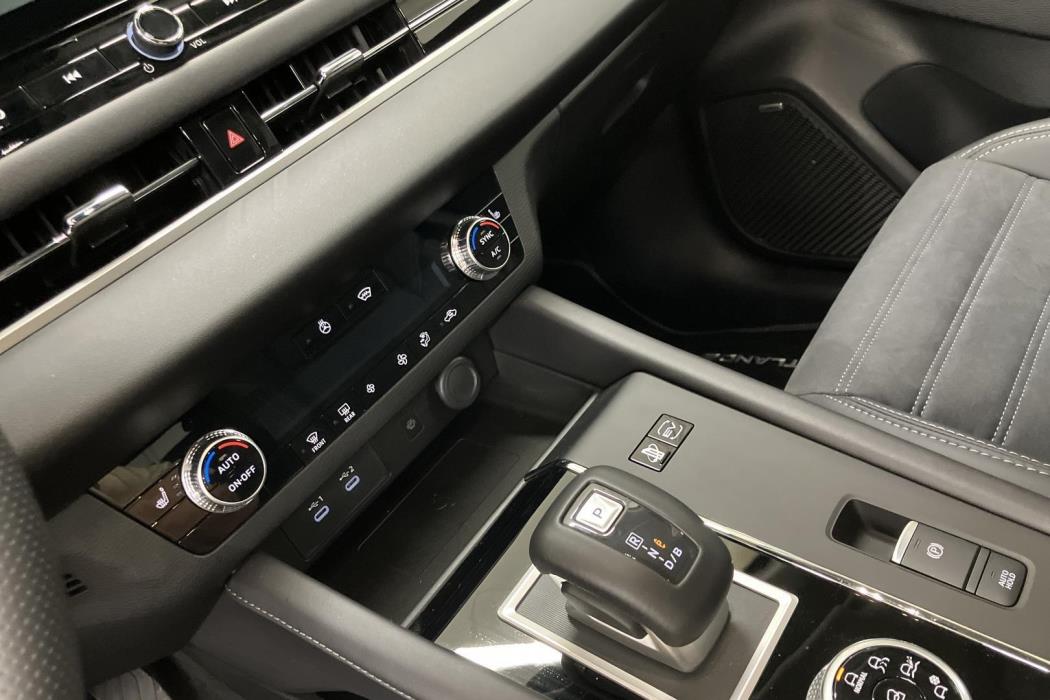 Mitsubishi Outlander 2025