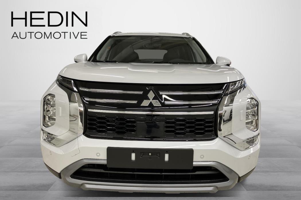 Mitsubishi Outlander 2025