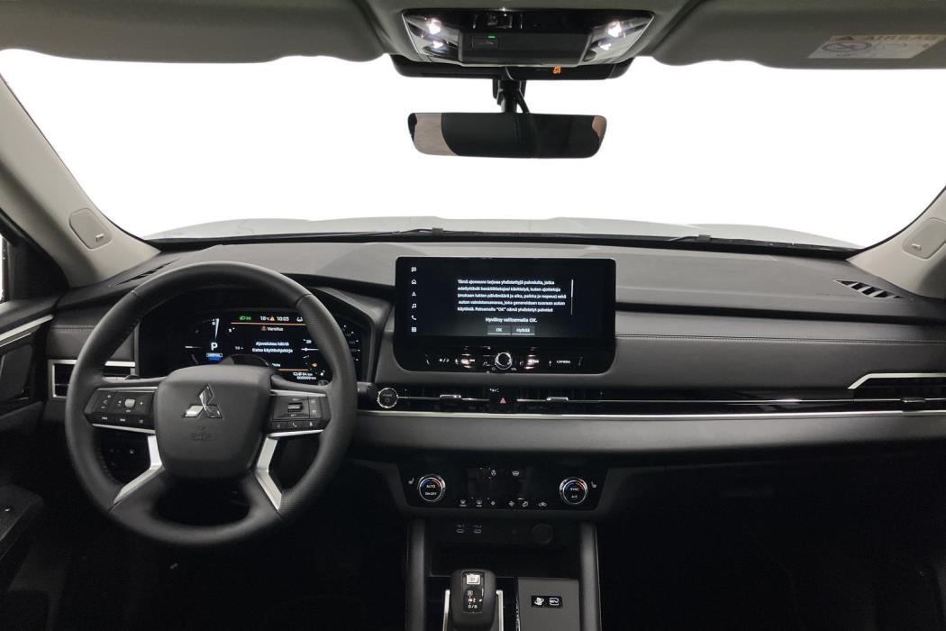 Mitsubishi Outlander 2025