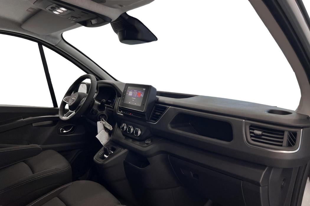 Nissan Primastar 2025